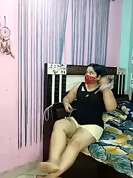 LaraHarvey – webcam model profile photo Image 5