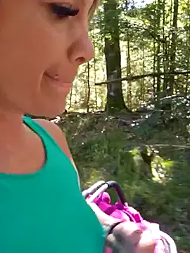 curvyfunlover – webcam model profile photo Image 15