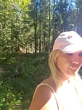 curvyfunlover – webcam model profile photo Image 16