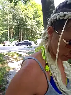 curvyfunlover – webcam model profile photo Image 8