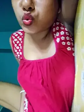 JuliaQuinn – webcam model profile photo Image 7