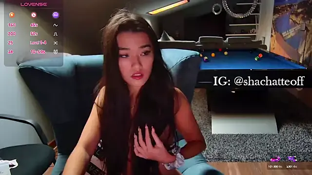 ClaraVanessa – webcam model profile photo Image 13