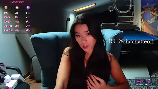 ClaraVanessa – webcam model profile photo Image 17