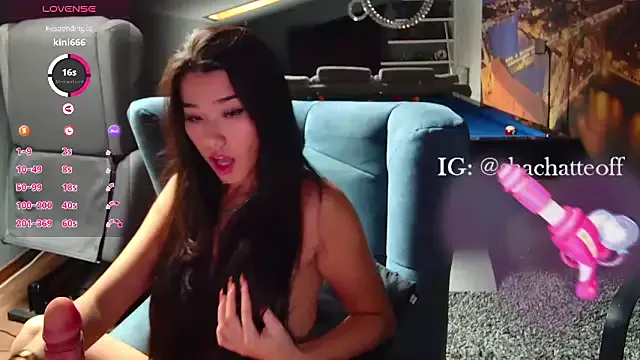 ClaraVanessa – webcam model profile photo Image 18