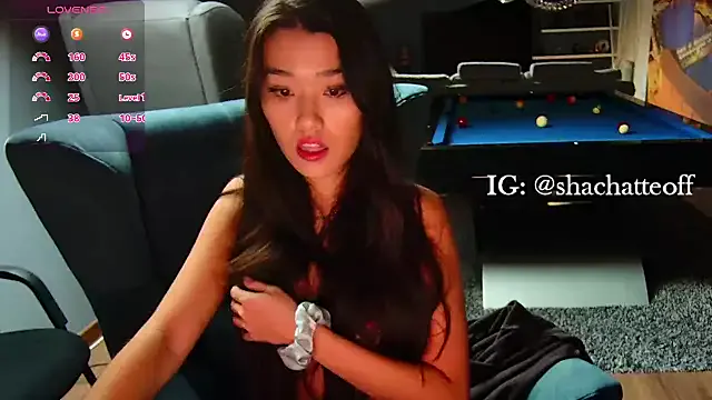 ClaraVanessa – webcam model profile photo Image 19