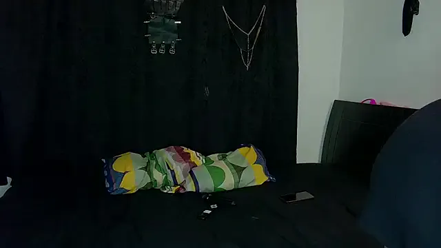 CassieGil – webcam model profile photo Image 2