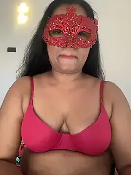 LyraCarvajal – webcam model profile photo Image 17