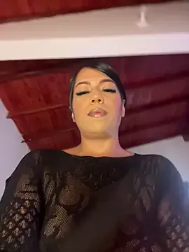 AmyBelmontt – webcam model profile photo Image 15