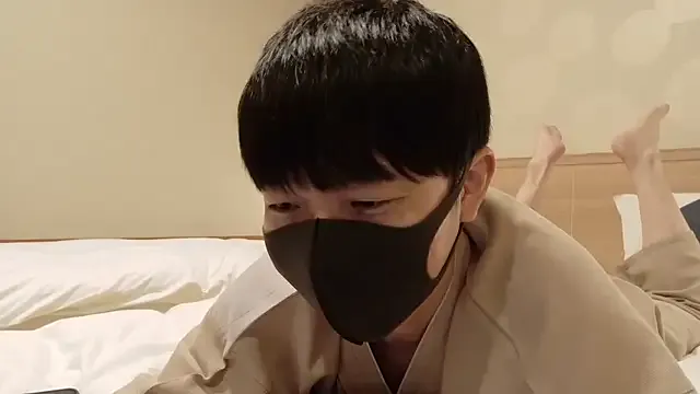 AdaharaBanks – webcam model profile photo Image 2