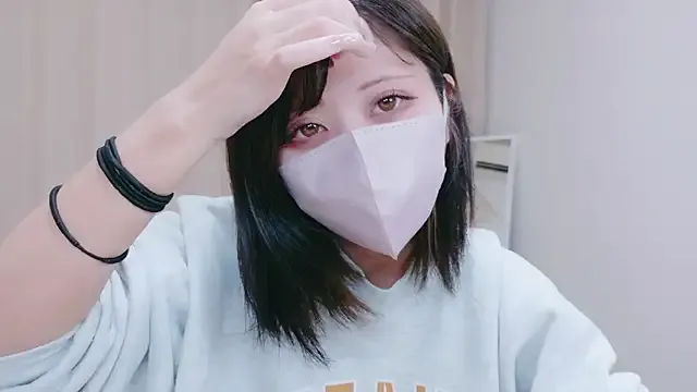 MegganBluee – webcam model profile photo Image 3