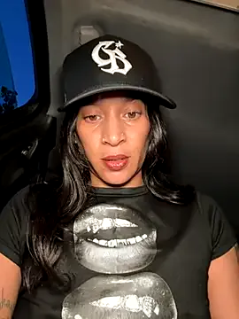 Queen_Doll – webcam model profile photo Image 13