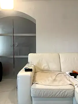 GianaBravo – webcam model profile photo Image 19