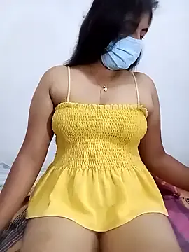 LauraCaruso – webcam model profile photo Image 18