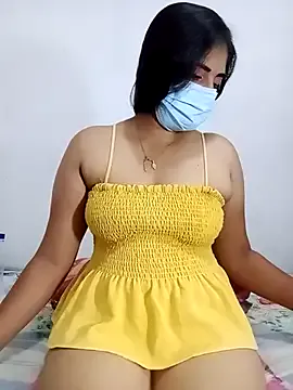 LauraCaruso – webcam model profile photo Image 19