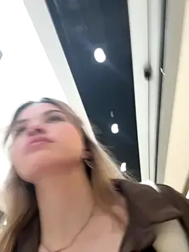 Sweety__venus – webcam model profile photo Image 2