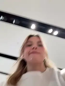 Sweety__venus – webcam model profile photo Image 3