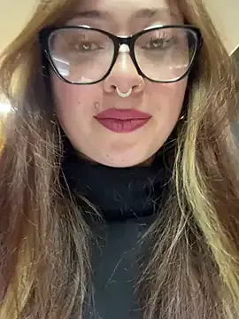 ZayaSeduce – webcam model profile photo Image 3