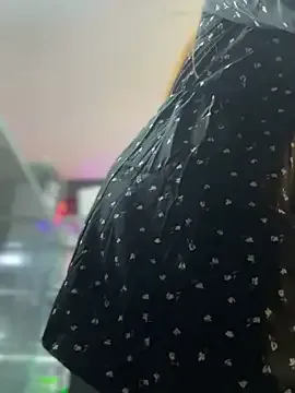 ZayaSeduce – webcam model profile photo Image 9