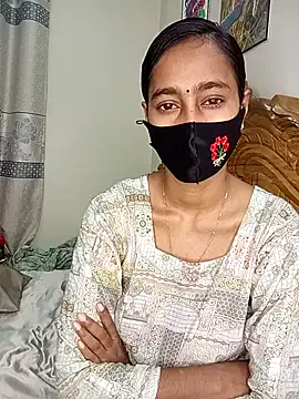 AmyBelmontt – webcam model profile photo Image 10