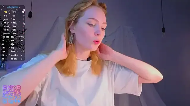 flooora_0 – webcam model profile photo Image 13