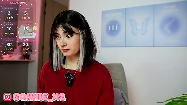 YaraDavis – webcam model profile photo Image 5