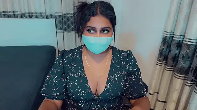 SheenaBrooke – webcam model profile photo Image 9