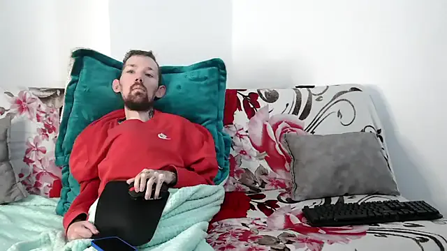 ChloeeGill – webcam model profile photo Image 17