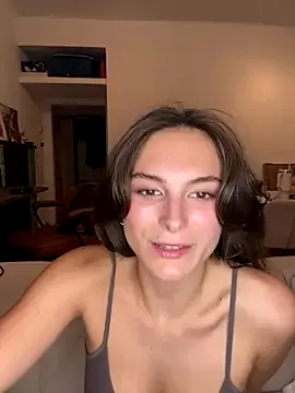 TifanyCadavid – webcam model profile photo Image 2