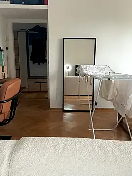 TifanyCadavid – webcam model profile photo Image 3