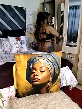 magic_rousse – webcam model profile photo Image 3