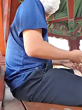 IsabelaJohnson – webcam model profile photo Image 3