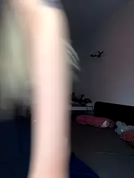 LilMissLaylah – webcam model profile photo Image 4