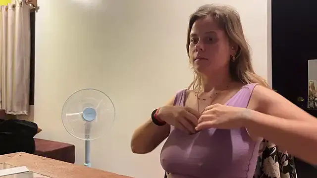 GreciaMorgan – webcam model profile photo Image 12