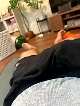 WendiHo – webcam model profile photo Image 3