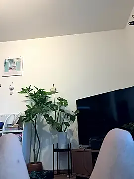 WendiHo – webcam model profile photo Image 4