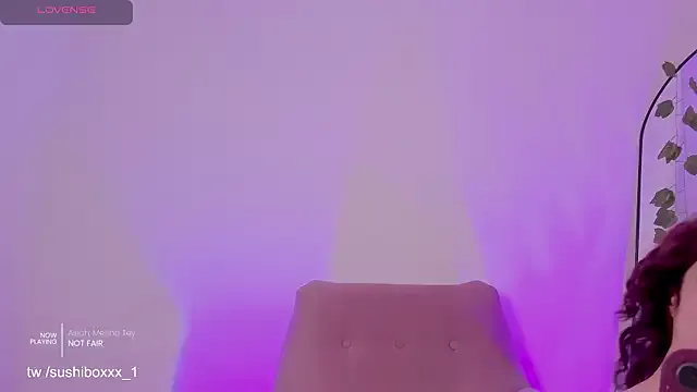 Kimi_Ass – webcam model profile photo Image 8