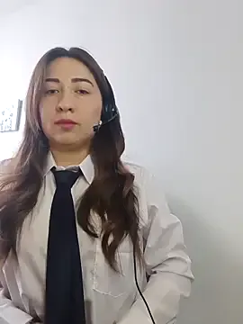 Amylewiss – webcam model profile photo Image 17