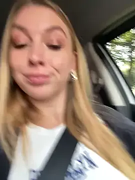 Megan_Blake – webcam model profile photo Image 17