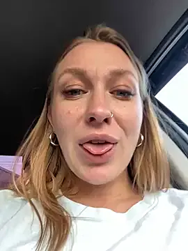 Megan_Blake – webcam model profile photo Image 6