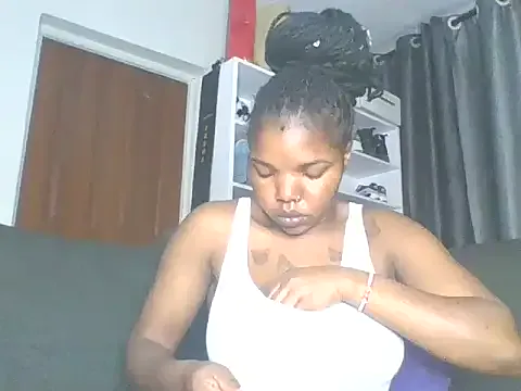 Emma_Lunny – webcam model profile photo Image 14