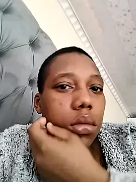 ZoeMurphy – webcam model profile photo Image 13