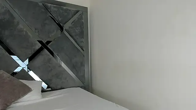 AmyBelmontt – webcam model profile photo Image 18