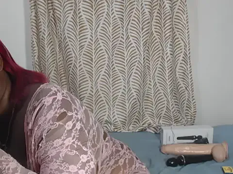 Just_Sophia_ – webcam model profile photo Image 9