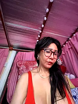 LunaKrismas – webcam model profile photo Image 10