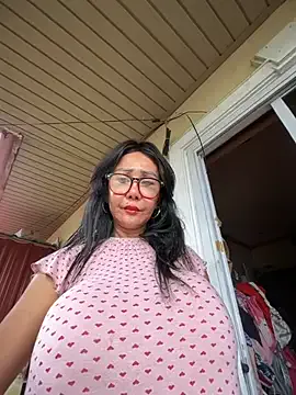 LunaKrismas – webcam model profile photo Image 7