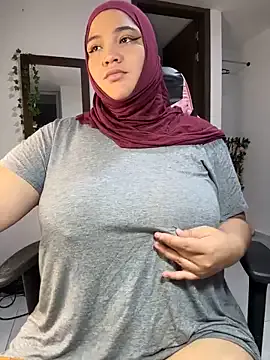 RafaelaKovalenkoo – webcam model profile photo Image 4