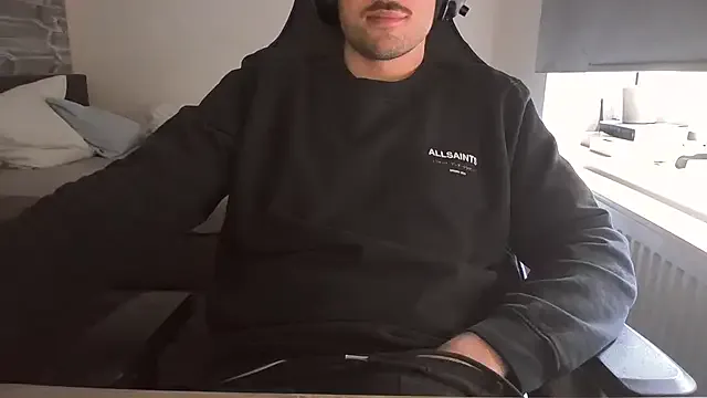 AntonellaRodman – webcam model profile photo Image 2