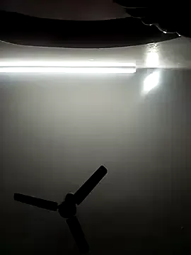 AylaRosell – webcam model profile photo Image 13