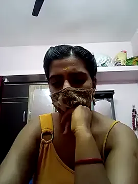 AylaRosell – webcam model profile photo Image 14