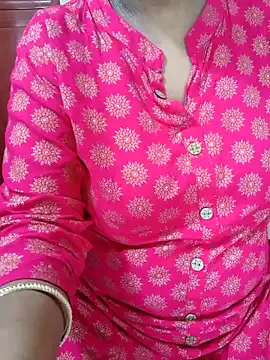 NoaMarin – webcam model profile photo Image 3